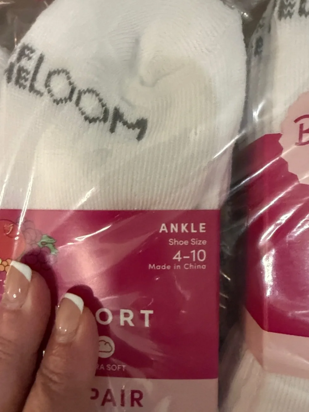 Women’s Fruit of the Loom White Ankle Athletic Socks 6 Pack +1 (2 packs)